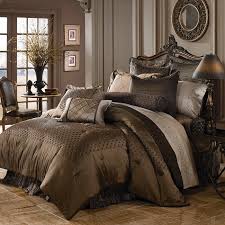 Grey silk like satin comforter satin comforter set silky duvet set solid simple satin microfiber filling bedding sets king 1 comforter 2 satin pillowcases (king, grey) 1.0 out of 5 stars 3 $49.99 $ 49. Luxe Versailles Rivoli Iridescent Silk King Size Comforter Set On Popscreen