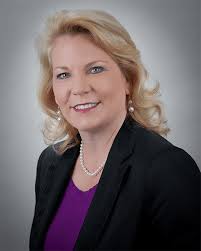 Loren Tharp's Instagram, Twitter & Facebook