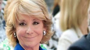 La expresidenta madrileña y exdirigente del pp de madrid esperanza aguirre tras declarar este viernes en la audiencia nacional. Coronavirus Esperanza Aguirre Y Su Marido Reciben El Alta Tras 4 Dias Hospitalizados Por Covid 19