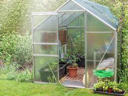 Maybe you would like to learn more about one of these? Gewachshaus Aufbauen Gartnern Im Glashaus Selbermachen De