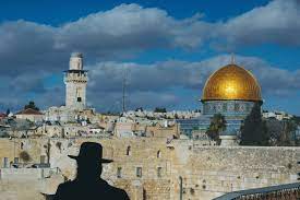 The dimensions of the temple mount extend considerably beyond those given in the mishnah (mid. All Eyes Might Be On The Temple Mount After The Uae Israel Deal The Jerusalem Post
