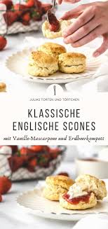 Klassische Scones Mit Vanille Mascarpone Und Erdbeerkompott Rezept In 2020 Lebensmittel Essen Mascarpone Clotted Cream