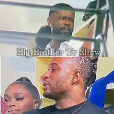 Please, I know not alot of people like jojo siwa, but she's just a young  girl, if she's going in the house please judge her