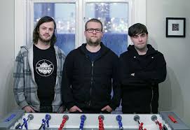 Tvinna tvinna is an international band founded by laura fella (faun), fiona rüggeberg (faun) and fieke van den hurk (musician/producer for a.o. Godar Vidtokur Vid Tvinna Is Visir