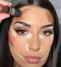 Amanda matte contour stick 🤎 كنتور استيك من اماندا كان ناقص بقاله فتره  وبجد من احسن الكنتور الدراج ستور بعشقهههه 🫶🏼 كريمي اوي وماط واسهل حاجه  بجد في الاستخدام ✨ وفيه منه