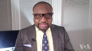 Palman eta Massachussetts la vote yon pwopozisyon lwa k ap pèmèt imigran  san papye fè yon lisans. Elrich Dorelas