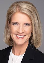 Debra Lum's Instagram, Twitter & Facebook