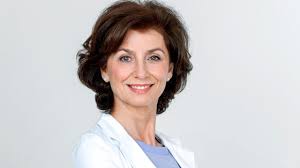Prof. Dr. Karin Patzelt | In aller Freundschaft - Die jungen Ärzte Wiki |  Fandom