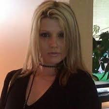 Amber Christie's Instagram, Twitter & Facebook