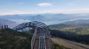 The magical view over the lake maggiore. Der Lago Maggiore Stresa Und Der Mottarone Youtube