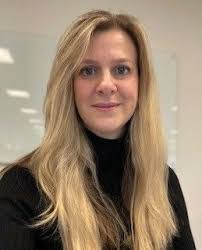 Samantha Ager's Instagram, Twitter & Facebook