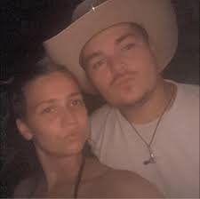 Just curious how everyone house breaks their labs I'm having trouble with  mine peeing as I'm actively putting his collar