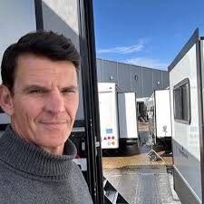 Lauri Daly (@LauriDaly)