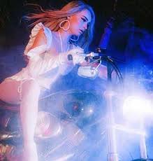Kim Petras The Clarity Tour Turn Off The Light Vol 2 Theaterbyte