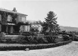 Oct 12, 2020 · the ghost and mrs. Gull Cottage In The Movie The Ghost And Mrs Muir Muir Cottage By The Sea Cottage