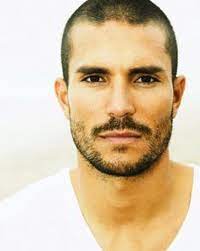 The combover is the easiest style to achieve among haircuts for balding men. Pin On Halle