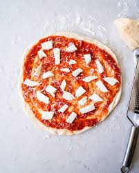 1 can (13.8 oz) pillsbury® refrigerated classic pizza crust or 1 can (11 oz) pillsbury® refrigerated thin pizza. Homemade Margherita Pizza Secrets For Perfect Dough Sauce