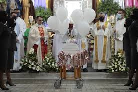 El comité de emergencia informó en su parte nocturno que a partir de un desperfecto técnico que afectó a toda persona considerada población vulnerable y con mayor riesgo de complicaciones y/o muerte: Uob1to59jxanwm