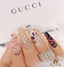 Designer Nails High Fashion Nails Gucci Gucci Nail Art Gucci Nail Designs In 2020 Gucci Nails Swag Nails Fashion Nails
