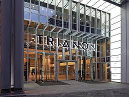Este sediul central al dekabank ; Trianon Hochhaus In Frankfurt Wolkenkratzer Im Bankenviertel