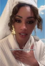 Denise The Angel Receptionist