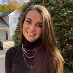 Karla Potts's Instagram, Twitter & Facebook