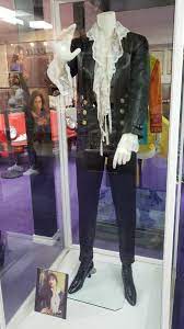 Selena quintanilla original 1998 boutique nail polish and selena ect. 20 Remarkable Mementos You Ll See At The Selena Museum Fierce