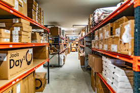 Waarom al die dure babyspullen kopen, als je ze ook kunt huren? | Trouw