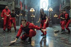 Ocho atracadores toman rehenes en la fábrica nacional de moneda y timbre. La Casa De Papel A Quoi S Attendre Pour La Saison 5 Sur Netflix