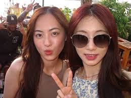 foto liburan tzuyu bareng ibunya, elkie dan judy <3 #tzuyu #twice