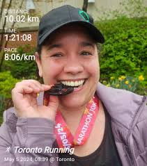 Weather back to normal in Toronto, completed 21.2 km run in 1:52:32. There  is a little time improved from previous 21.1 km run. 💪💪🔥🔥 Participating  in Georgina Spring Fling Half Marathon.