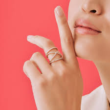 Crossover Ring Design