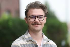 Keith Lund's Instagram, Twitter & Facebook