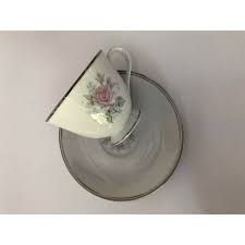 We did not find results for: Vintage Empress China Japan Rosetta Pattern 12 Pcs Tea Set Chairish