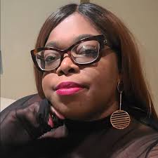 私が前に言ったように、ミス・パティは素晴らしいコメディックなタイミングだった(笑)。  そして、ディアハンはWhitleyのママとして完璧にキャスティングされた😊