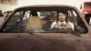 A million miles away your signal in the distance to whom it may concern i think i lost my way gettin. Rockstars In Der Midlife Crisis Walk Foo Fighters Lyrics Unter Der Lupe Looking Lyrics