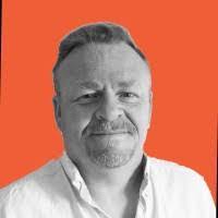 Kate Ayres's Instagram, Twitter & Facebook