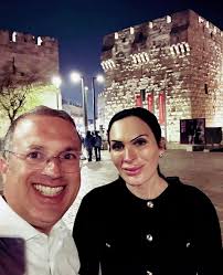 Believe it or not George isn't home..Please leave a message after the  beep..I must be out or I'd pick up the phone.. Where could I be.. 😂