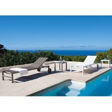 Maybe you would like to learn more about one of these? Bain De Soleil A Roulettes En Aluminium Taupe Antalya Maisons Du Monde