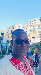 Video di touba gueye (@toubagueye120) con son original