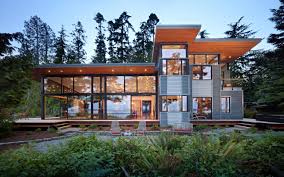 We have the plan for you! Modern Waterfront Home Designs