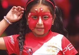 Rafaela Valdivia's Instagram, Twitter & Facebook