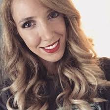 Hilary Hensley's Instagram, Twitter & Facebook