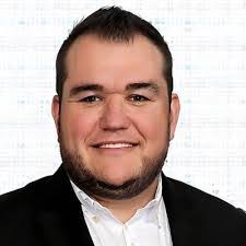 Rudy Quiroz's Instagram, Twitter & Facebook