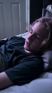 I get a little excited at @𝕯𝖗𝖊𝖜 𓆏 ‘s house. 🤭