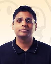 Apoorva Verma's Instagram, Twitter & Facebook