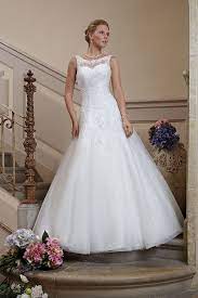 Brautkleider hersteller der marke amera vera. Brautkleid B1735 Amera Vera Erhaltlich Bei Avorio Vestito Bridestore And More Brautkleid Kleid Hochzeit Brautmode
