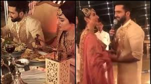Sarah khan was born on january 22, 1992.(sarah khan age 27 years), medina, saudi arabia. Sarah Khan Falak Shabir Tie The Knot In Intimate Nikkah Ceremony Pictures Inside