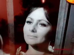 AURORA ALVARADO. Nacio el 11 de Enero de 1940 en la Ciudad de México. Es  una actriz mexicana de cine, televisión y doblaje, es hija del actor  Alfonso Alvarado. Curso estudios en