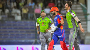 Zalmi paigham dedicated anthem song psl5 to peshawar zalmi by karan khan! Goosebumps Shaheen Shah Afridi Hugs Babar Azam After Dismissing Him In Karachi Vs Lahore Psl 2021 Clash The Sportsrush